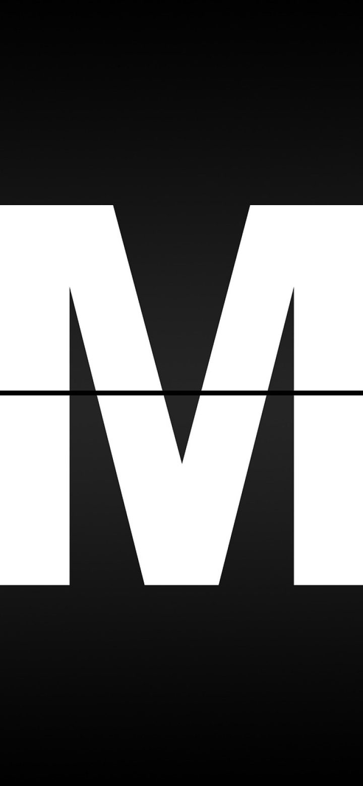 libilibi App 投稿编辑页截图，时间轴上排列着几段视频片段与字幕条，下方有封面模板和导出投稿按钮，界面为浅色毛玻璃风格